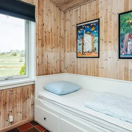 Дом отдыха 8 Person In