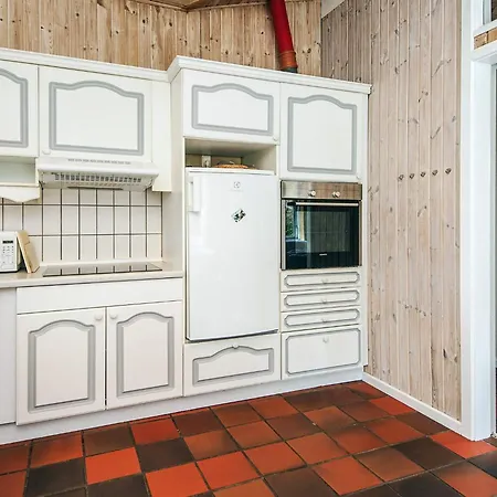 8 Person In * Эбельтофт