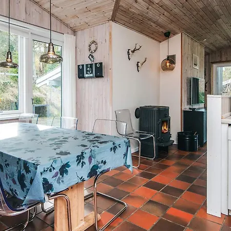 8 Person In Эбельтофт