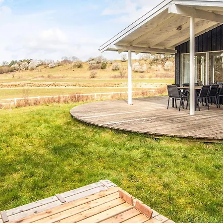 8 Person In * Эбельтофт